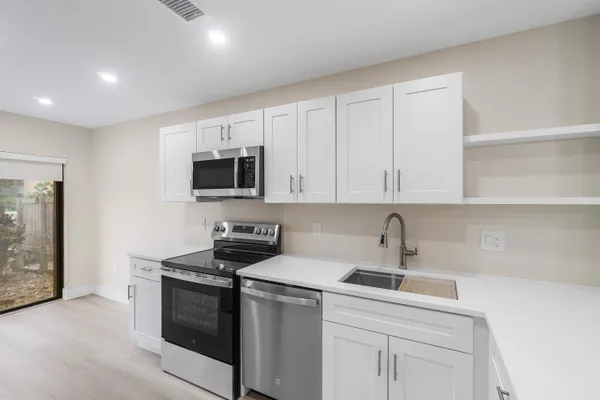 Property Slideshow image 3 of 66 | 16 stratford dr c, Boynton Beach, FL, 33436