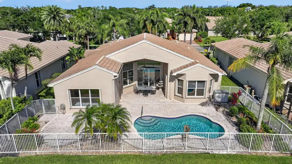 Property Slideshow image 3 of 50 | 7937 amethyst lake pt, Lake Worth, FL, 33467