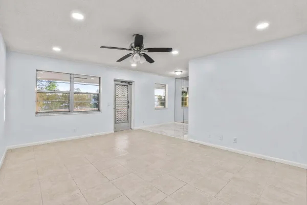Property Slideshow image 2 of 31 | 63 hastings d d, West Palm Beach, FL, 33417