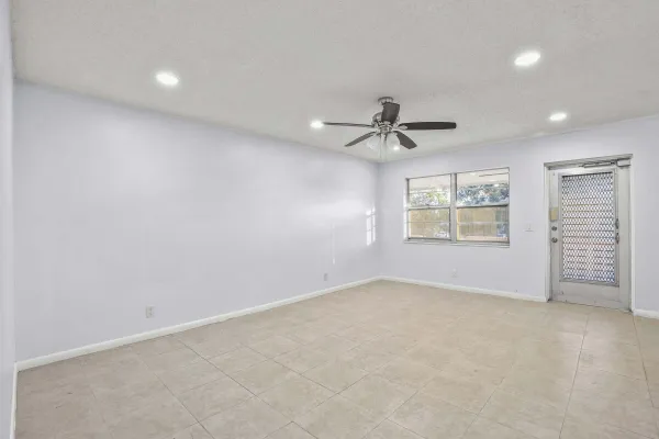 Property Slideshow image 3 of 31 | 63 hastings d d, West Palm Beach, FL, 33417