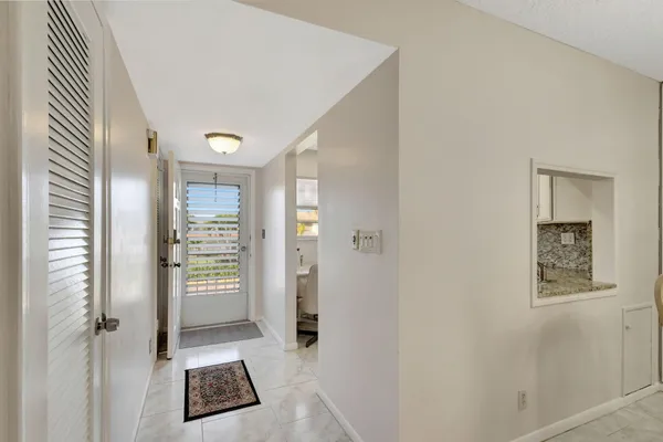 Property Slideshow image 3 of 44 | 104 plymouth m m, West Palm Beach, FL, 33417