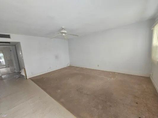 Property Slideshow image 2 of 10 | 281 flanders 281, Delray Beach, FL, 33484