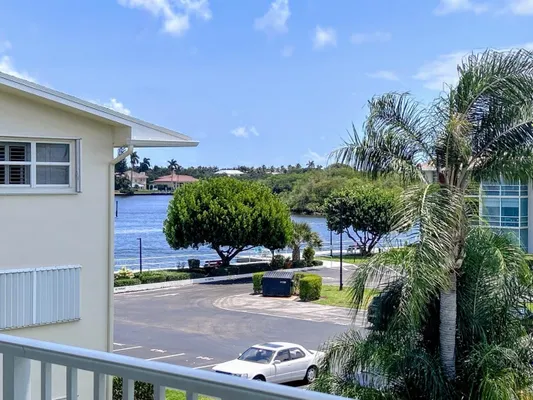 Property Slideshow image 2 of 52 | 170 horizons e 302, Boynton Beach, FL, 33435