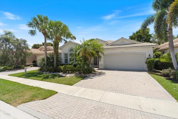 Property Slideshow image 2 of 44 | 7102 prado lake dr, Delray Beach, FL, 33446