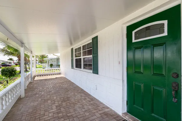 Property Slideshow image 2 of 80 | 1907 sw 16th ave, Boynton Beach, FL, 33426