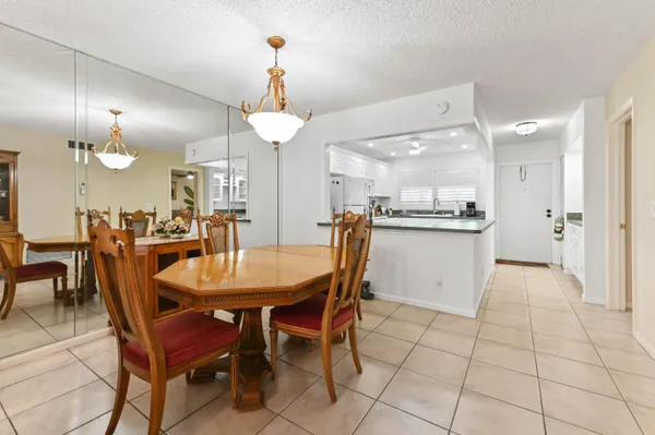 Property Slideshow image 3 of 30 | 2000 s federal hwy 102, Boynton Beach, FL, 33435