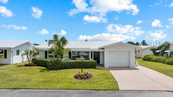 Property Slideshow image 2 of 44 | 2114 sw 13th pl, Boynton Beach, FL, 33426
