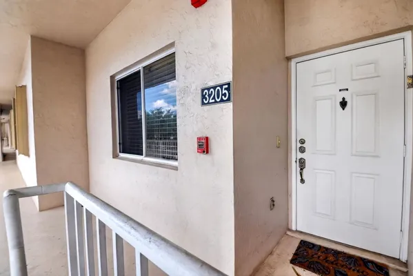 Property Slideshow image 3 of 27 | 5032 rose hill dr 3205, Boynton Beach, FL, 33437