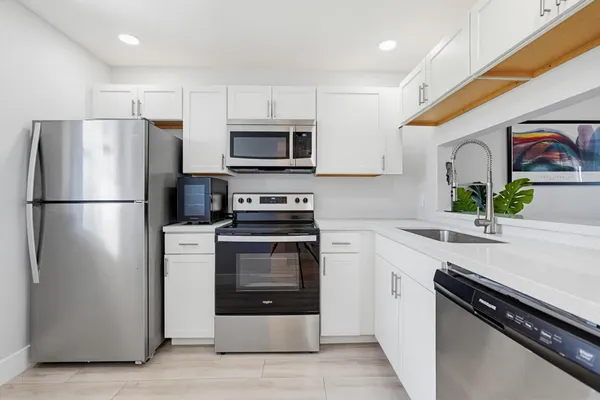 Property Slideshow image 2 of 22 | 7245 golf colony ct 204, Lake Worth, FL, 33467