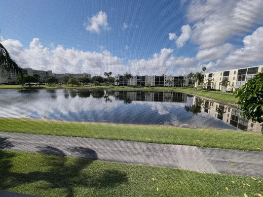 Property Slideshow image 2 of 41 | 7340 amberly ln 205, Delray Beach, FL, 33446
