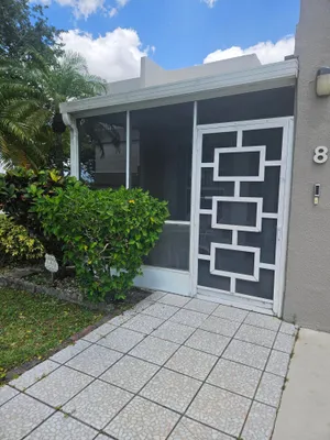 Property Slideshow image 3 of 12 | 18999 stewart cir 8, Boca Raton, FL, 33496