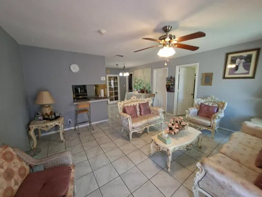 Property Slideshow image 2 of 16 | 4513 nw 49th st, Tamarac, FL, 33319
