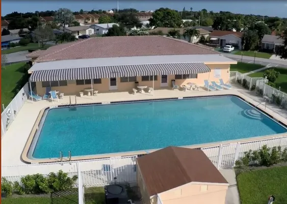 Property Slideshow image 2 of 4 | 4718 nw 50th st, Tamarac, FL, 33319
