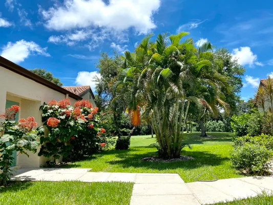 Property Slideshow image 2 of 35 | 21952 cypress dr 40, Boca Raton, FL, 33433