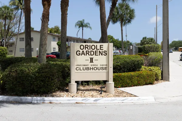 Property Slideshow image 2 of 32 | 7855 nw 5th ct 201, Margate, FL, 33063
