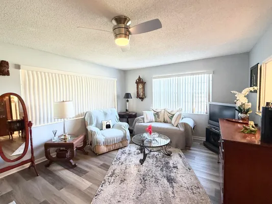 Property Slideshow image 3 of 23 | 228 canterbury j j, West Palm Beach, FL, 33417