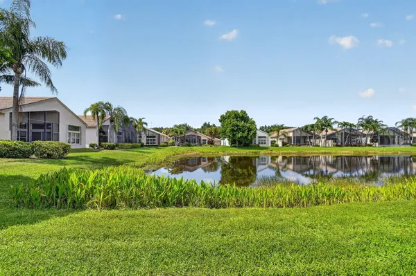 Property Slideshow image 2 of 40 | 9881 casa mar dr, Lake Worth, FL, 33467