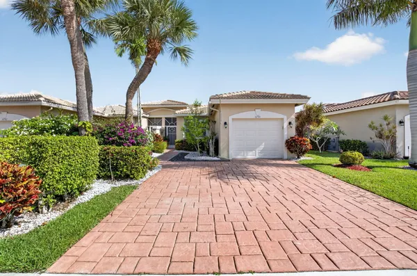 Property Slideshow image 2 of 54 | 5791 island reach ln, Boynton Beach, FL, 33437