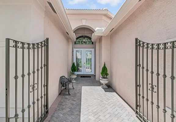 Property Slideshow image 2 of 81 | 7945 amethyst lake pt, Lake Worth, FL, 33467