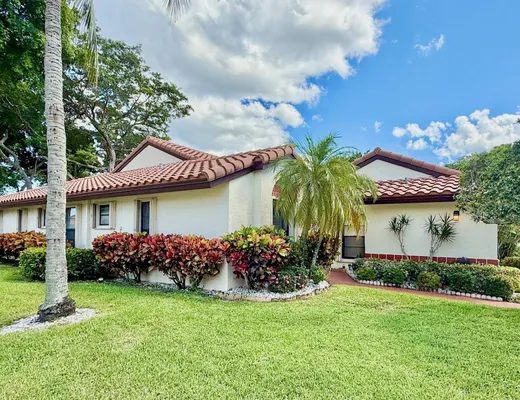Property Slideshow image 2 of 56 | 5462 palm springs ln a, Boynton Beach, FL, 33437
