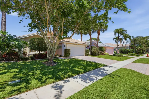 Property Slideshow image 3 of 71 | 6609 hawaiian ave, Boynton Beach, FL, 33437