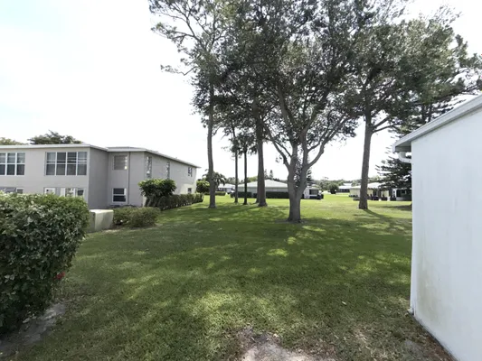 Property Slideshow image 2 of 20 | 1030 silk oak ter 101, Delray Beach, FL, 33445