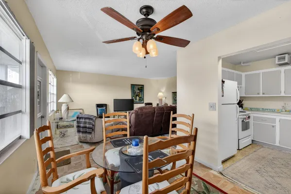 Property Slideshow image 3 of 28 | 348 wellington h h, West Palm Beach, FL, 33417