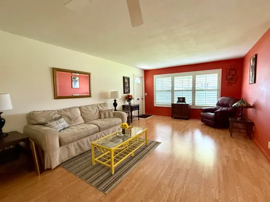 Property Slideshow image 3 of 35 | 215 s blvd c, Boynton Beach, FL, 33435