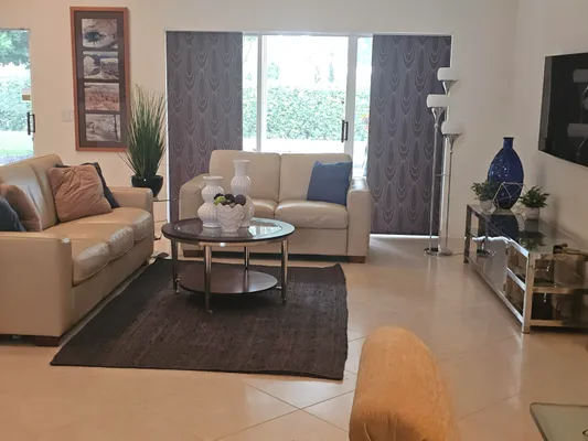 Property Slideshow image 2 of 5 | 6585 vía vicenza, Delray Beach, FL, 33446