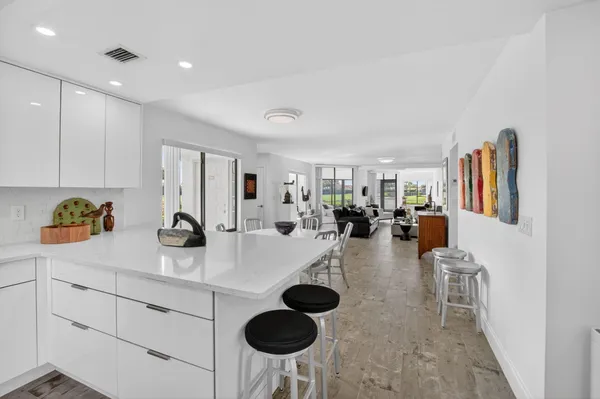 Property Slideshow image 2 of 53 | 15354 strathearn dr 12601, Delray Beach, FL, 33446