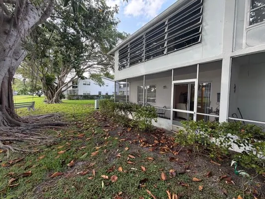 Property Slideshow image 2 of 10 | 116 lyndhurst f 116, Deerfield Beach, FL, 33442