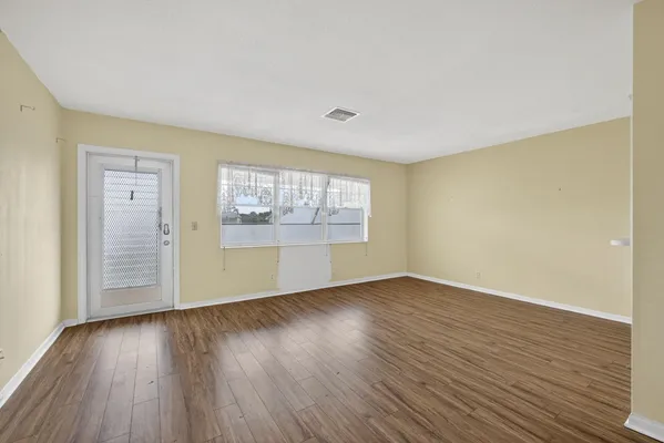 Property Slideshow image 3 of 27 | 159 easthampton g g, West Palm Beach, FL, 33417