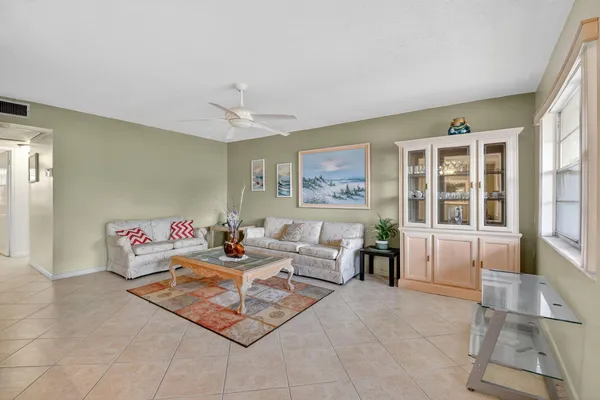 Property Slideshow image 3 of 38 | 317 n windsor n n, West Palm Beach, FL, 33417