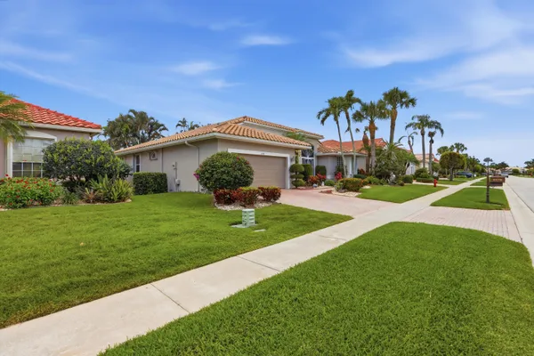 Property Slideshow image 2 of 63 | 6778 treves way, Boynton Beach, FL, 33437