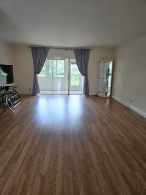 Property Slideshow image 2 of 22 | 103 oxford 400 400, West Palm Beach, FL, 33417
