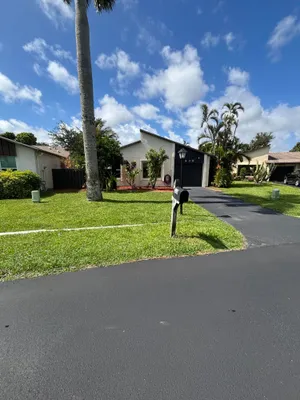 Property Slideshow image 3 of 33 | 5430 mirror lakes blvd, Boynton Beach, FL, 33472