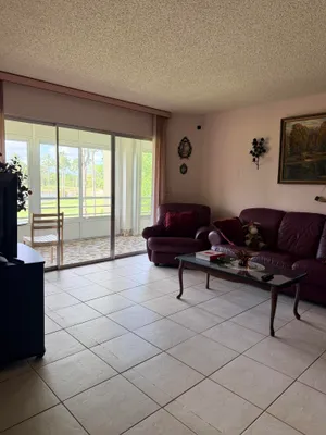 Property Slideshow image 3 of 13 | 3836 via poinciana 306, Lake Worth, FL, 33467