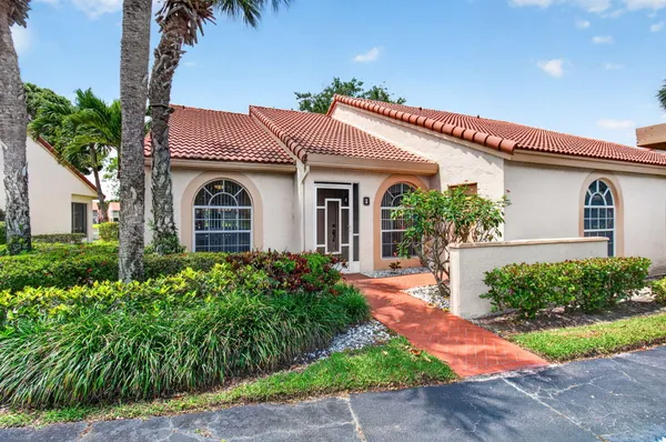 Property Slideshow image 3 of 54 | 14323 via royale 2, Delray Beach, FL, 33446