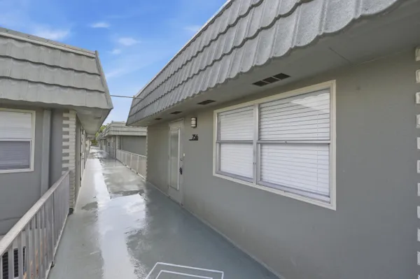Property Slideshow image 3 of 60 | 756 flanders 756, Delray Beach, FL, 33484