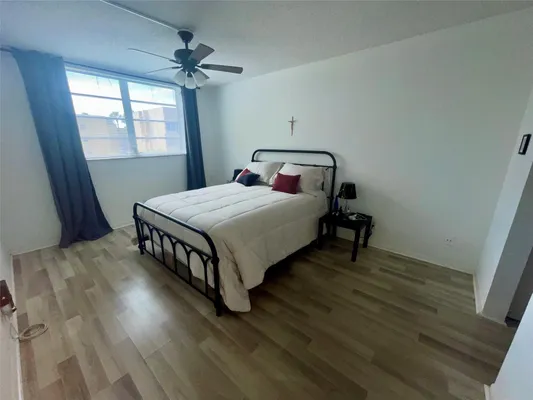 Property Slideshow image 3 of 15 | 5860 nw 64th ave 206, Tamarac, FL, 33319