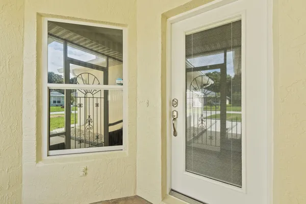Property Slideshow image 3 of 27 | 6150 alexandria cir, Fort Pierce, FL, 34982