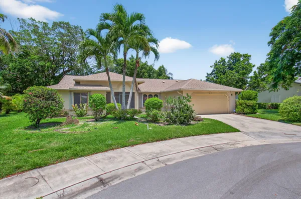 Property Slideshow image 3 of 138 | 2925 riviera dr, Delray Beach, FL, 33445