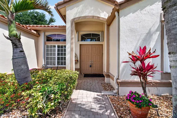 Property Slideshow image 3 of 111 | 9725 asti ln, Lake Worth, FL, 33467