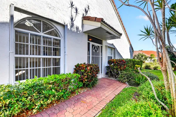Property Slideshow image 3 of 52 | 6100 caladium rd, Delray Beach, FL, 33484