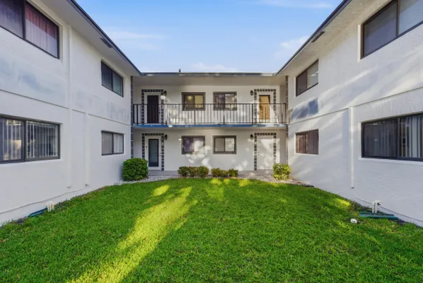 Property Slideshow image 2 of 64 | 15301 pembridge ave 44, Delray Beach, FL, 33484