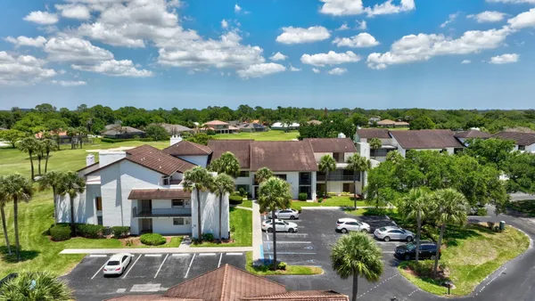 Property Slideshow image 3 of 36 | 3500 twin lakes ter 202, Fort Pierce, FL, 34951