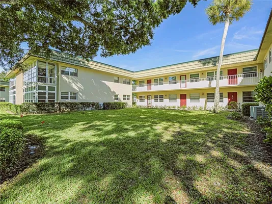 Property Slideshow image 3 of 36 | 3 vista gdns, Vero Beach, FL, 32962