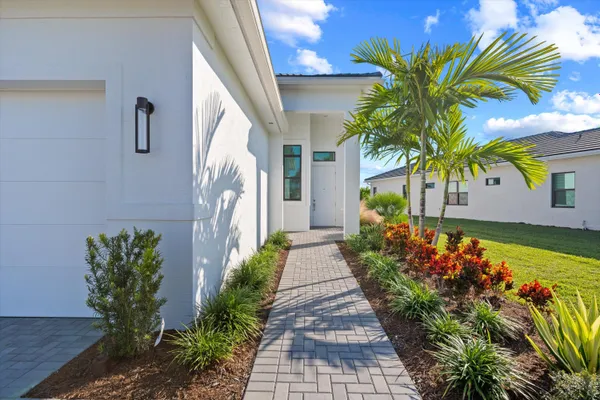Property Slideshow image 3 of 47 | 4823 saint armands way, Westlake, FL, 33470