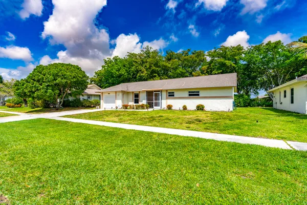 Property Slideshow image 3 of 36 | 14759 hideaway ln, Delray Beach, FL, 33484