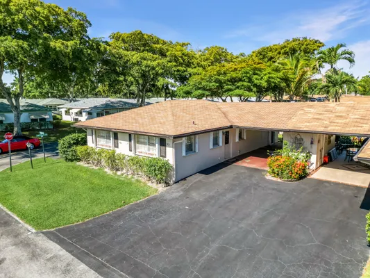 Property Slideshow image 2 of 20 | 501 sandpiper cir, Delray Beach, FL, 33445